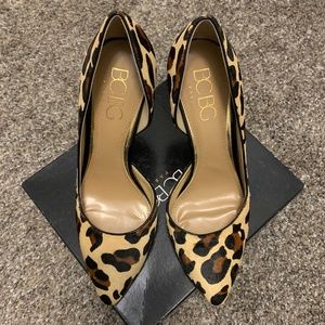 BCBG Calf Hair Leopard Print Heel Pump w/ Box